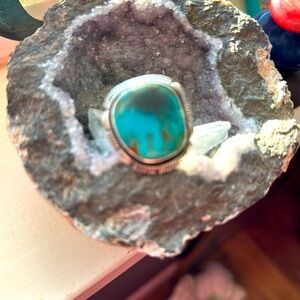 YAZZIE 925 STERLING SILVER TURQUOISE RING
SIZE 8